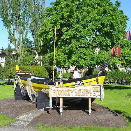House In Near Szczecin Lagoon Semesterbostad *